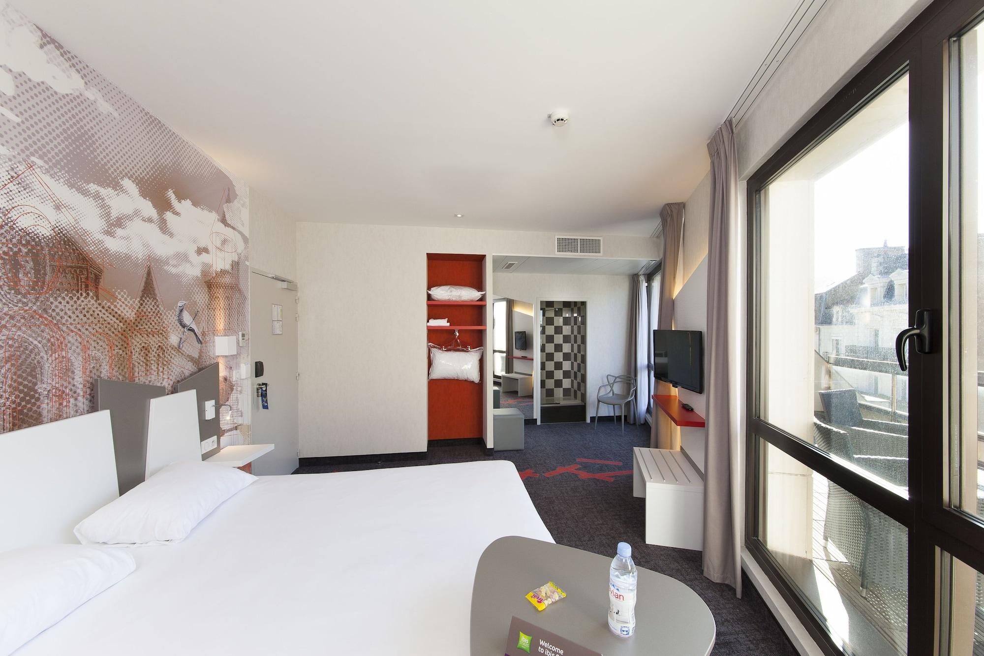 Ibis Styles Poitiers Centre Hotel Kültér fotó