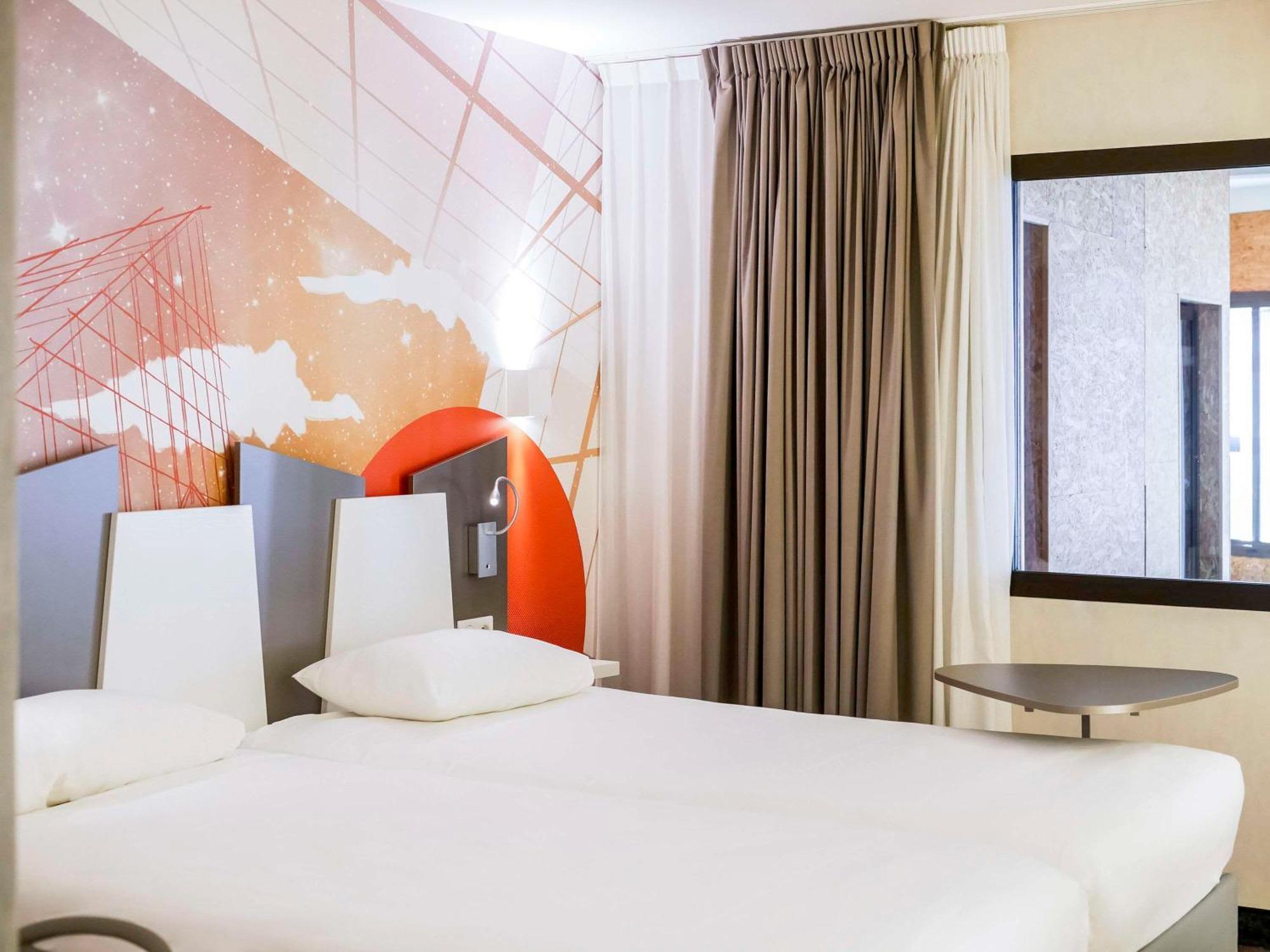 Ibis Styles Poitiers Centre Hotel Kültér fotó